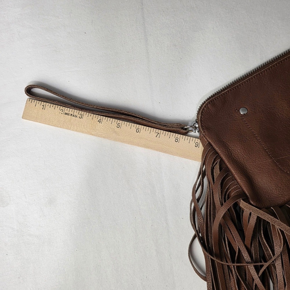 Linea Pelle Fringe wrist purse - Picture 10 of 12